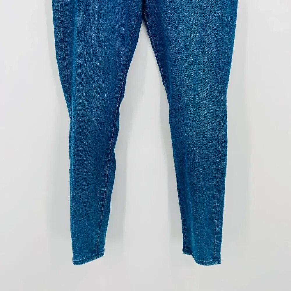 Old Navy Size 10 Medium Wash High Rise Super Skinny Pull On Jeans Stretch
